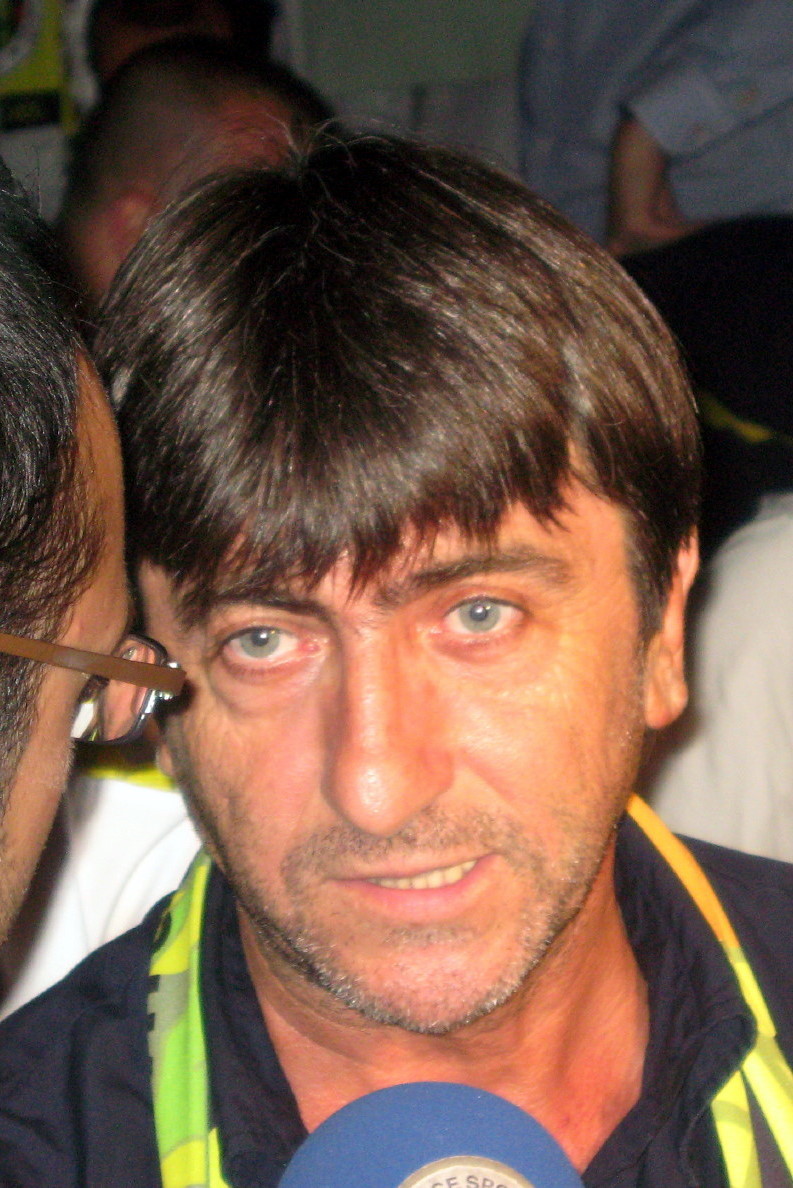 1988/89 kadrosunun önemli isimlerinden Rıdvan Dilmen · portre, 2009